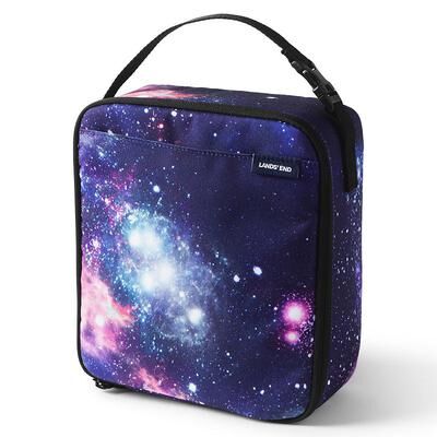 <p style="text-align: center;"><a href="http://okj.io/K9hU2tl9O" target="_blank">Get Your Lands' End Lunch Box Here</a></p>