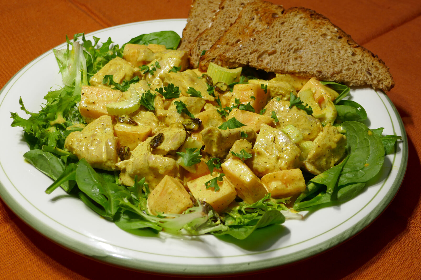 <p>Curry Chicken Salad. (Linda Gassenheimer/TNS)</p>